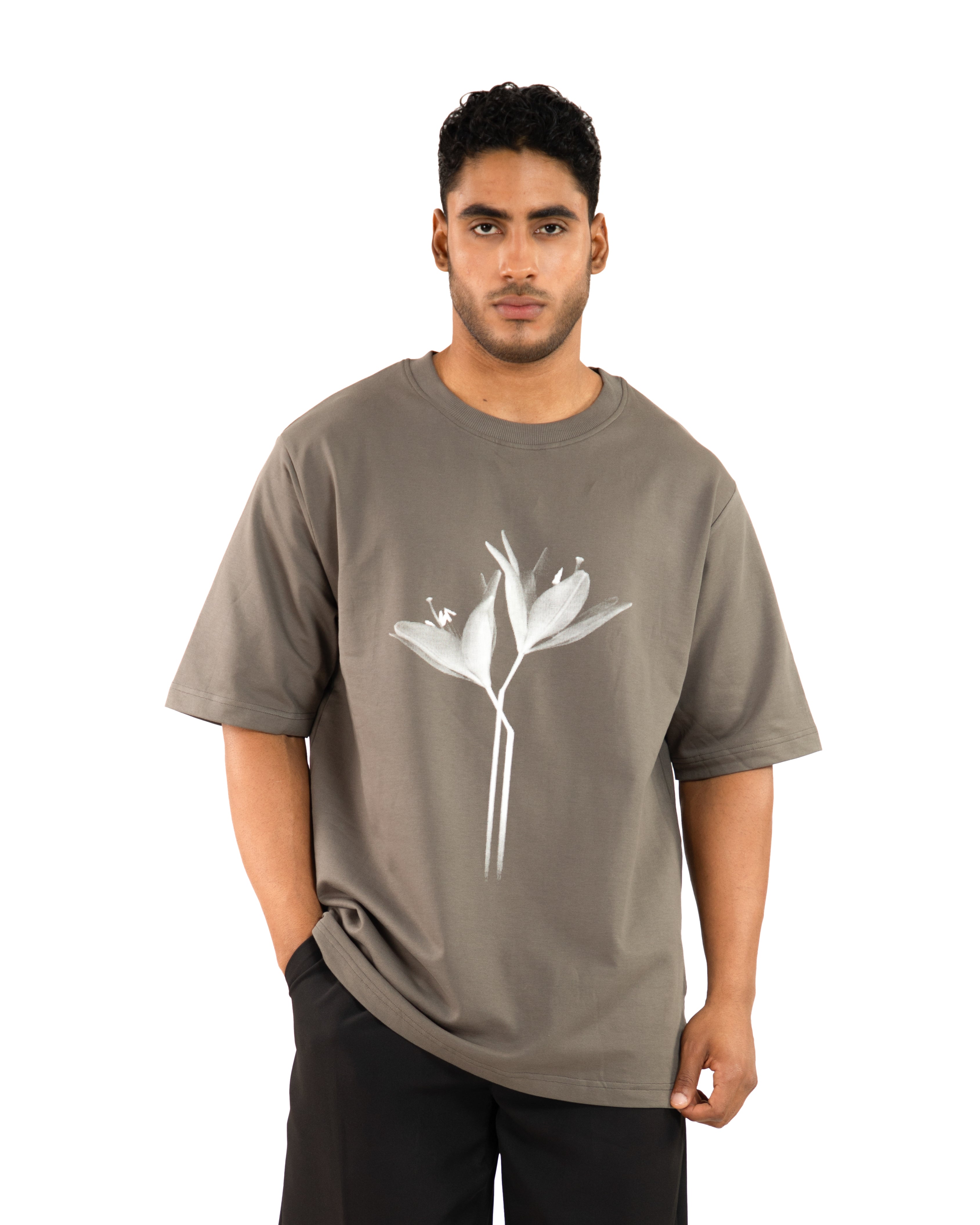 "Men Lily Printed Grey Oversized T Shirt front look"